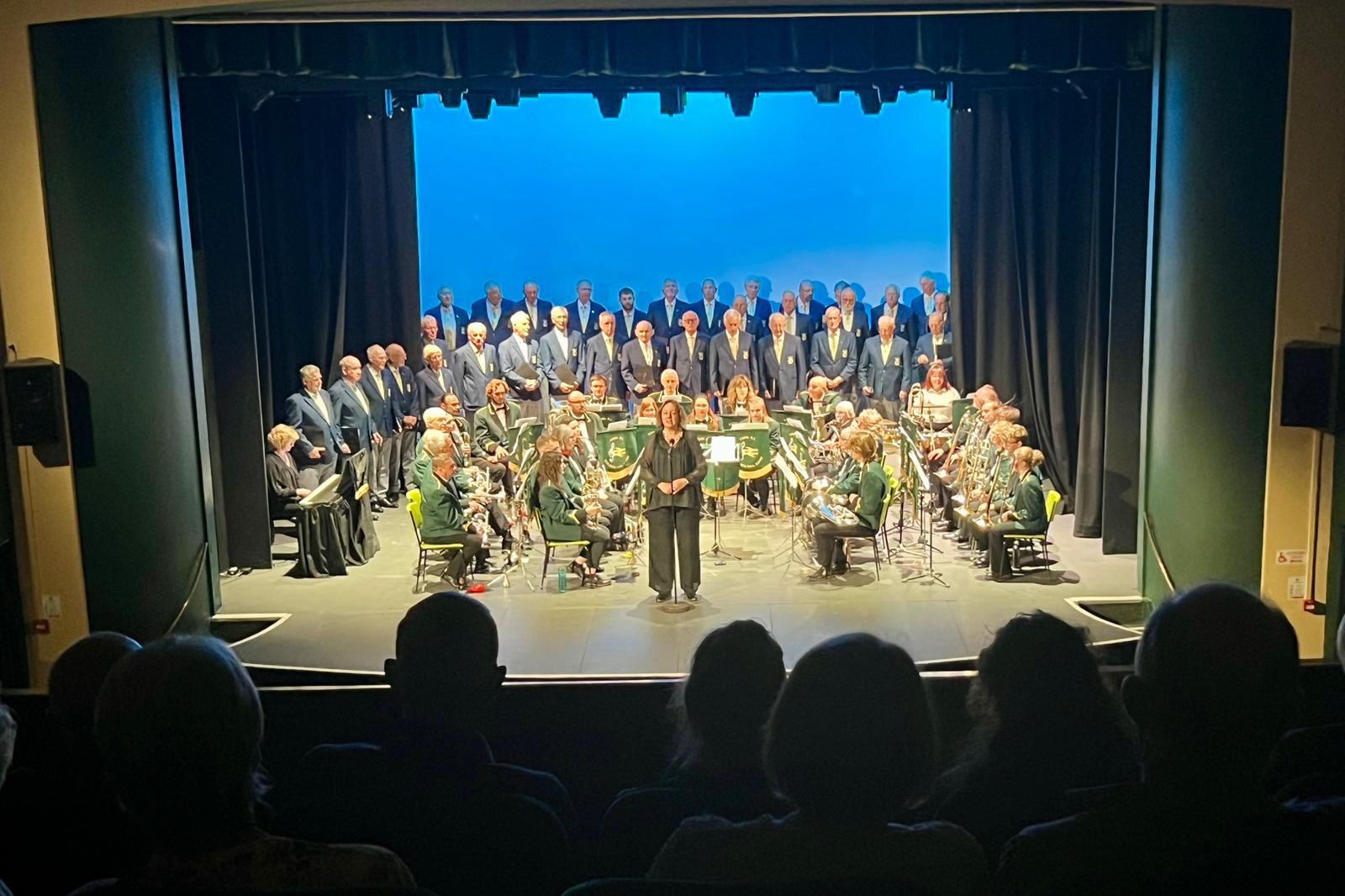 Jo Ro_2025_band _choir.jpg